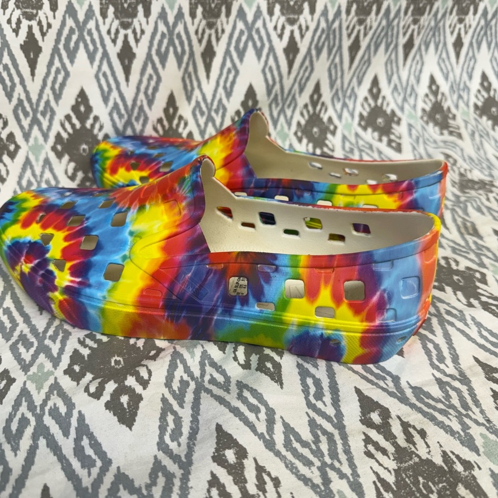 Vans tie dyed Water Shoes slip ons for Active Adventures